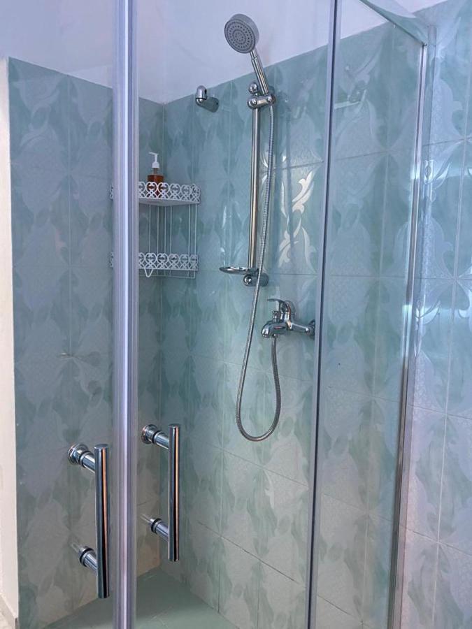 Lucas Apartment Тирана Екстериор снимка